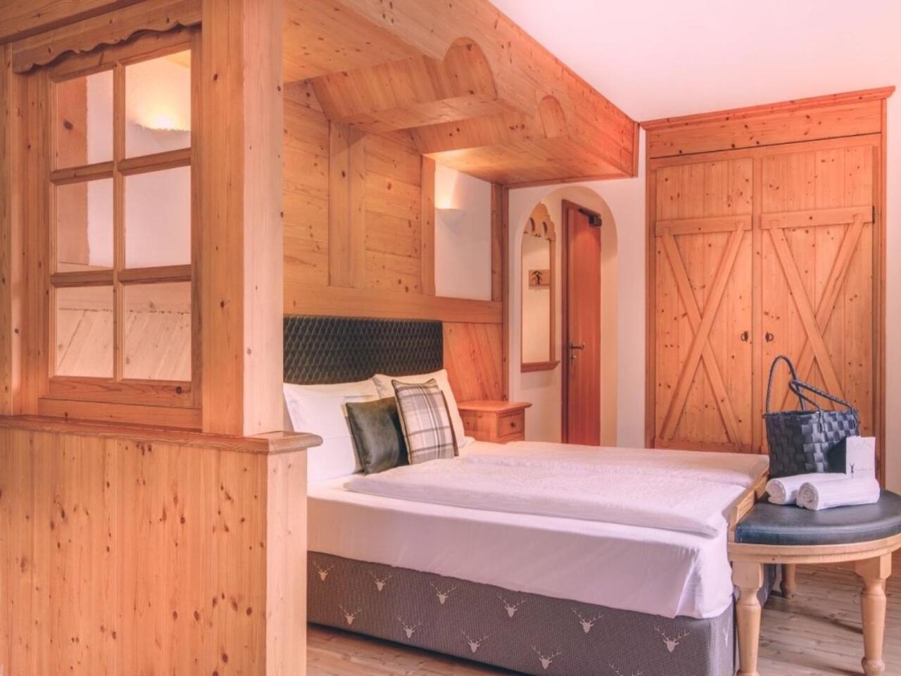 Hotel Madonnina Resort And Wellness Soraga Eksteriør billede