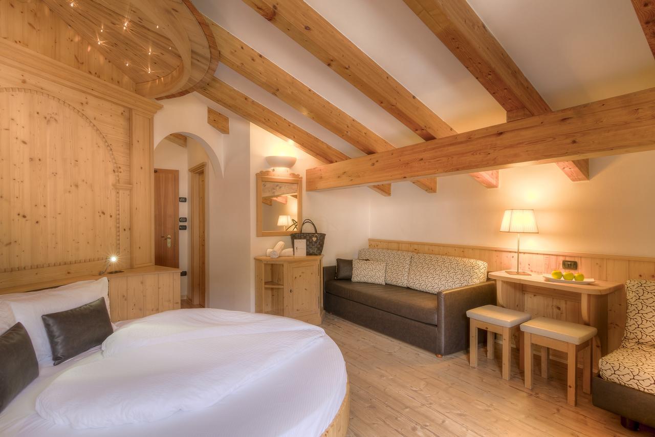 Hotel Madonnina Resort And Wellness Soraga Eksteriør billede