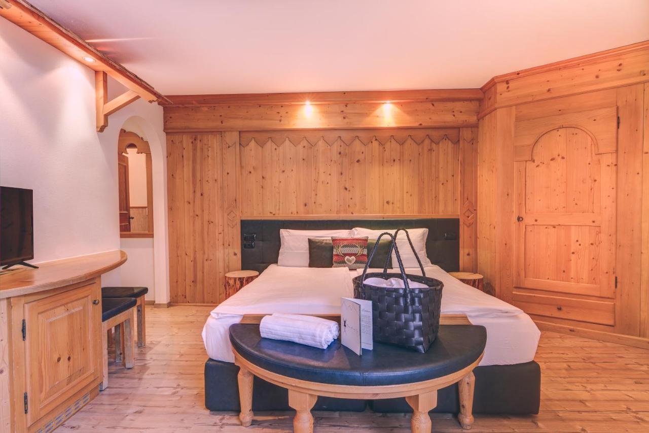 Hotel Madonnina Resort And Wellness Soraga Eksteriør billede