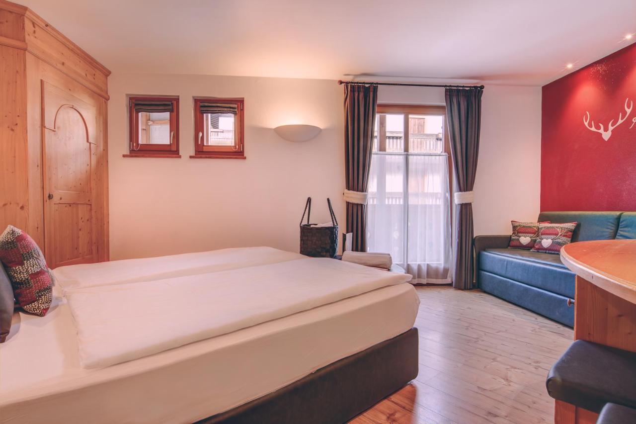Hotel Madonnina Resort And Wellness Soraga Eksteriør billede